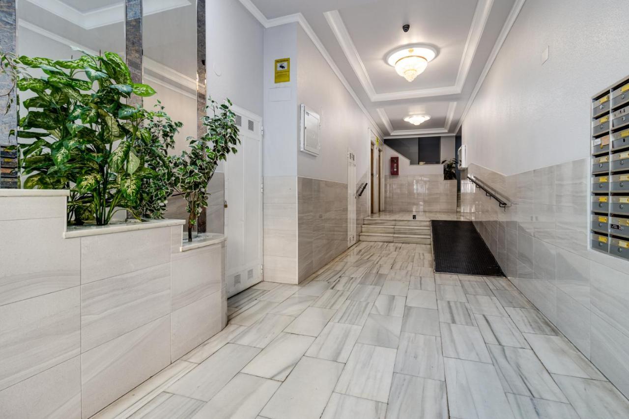 Apartment Caballero De Rodas Торевьиа Экстерьер фото